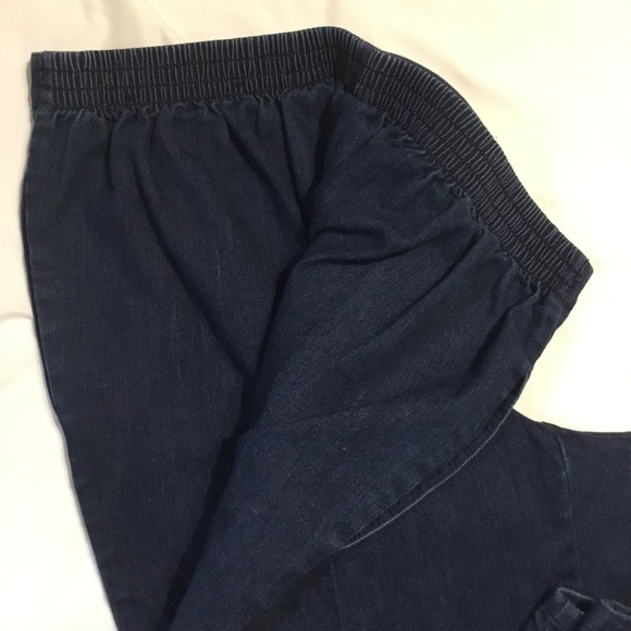 Alfred Dunner Petite Women's Denim Pull On Ankle Pants~Size 10P - Picture 3 of 5